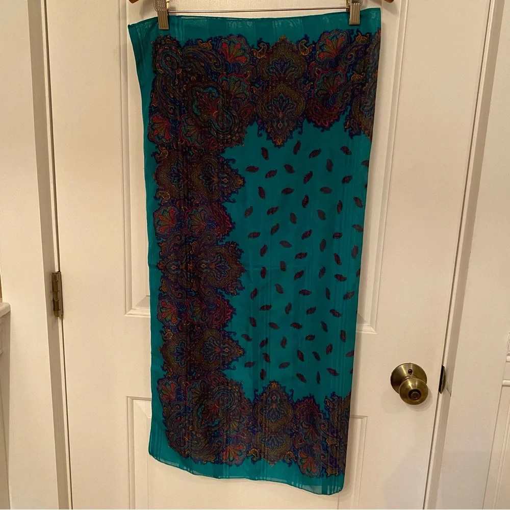 I. SHALOM SCARF ITALY VINTAGE GREEN BLUE RED LARGE SQUARE PAISLEY ACCESSORY